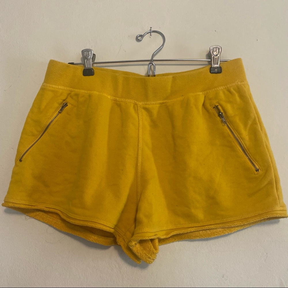 Comfy short shorts